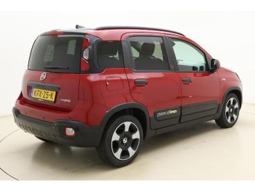 SPOTICAR Fiat Panda 1.0 Hybrid Pandina | Navigatie Via Carplay | Dakra Tweedehands -  Benzine Rood - Leeuwarden - 1200295496_2