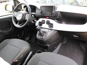 SPOTICAR Fiat Panda 1.0 Hybrid Pandina | Airco / Cruise / Bluetooth Tweedehands -  Benzine Geel - Tiel - 1200296106_3
