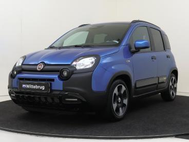 SPOTICAR Fiat Panda 1.0 Hybrid Pandina Yp Tweedehands -  Hybride Blauw - Den Haag - 1200296370_1