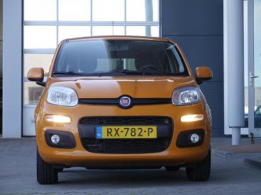 SPOTICAR Fiat Panda 0.9 Twinair Lounge | Mistlampen | Airco | Bluetoot Tweedehands -  Benzine Oranje - Sneek - 1200296686_3