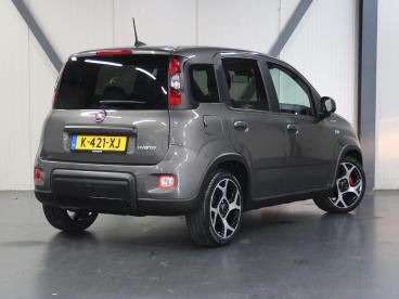 SPOTICAR Fiat Panda 1.0 Hybrid Sport | 1ste Eigenaar | Applecarplay/an Tweedehands -  Benzine Grijs - Amersfoort - 1200297878_3