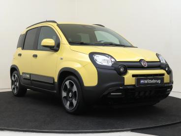 SPOTICAR Fiat Panda 1.0 Hybrid Pandina Tweedehands -  Hybride Geel - Den Haag - 1200301299_3