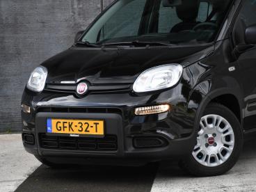 SPOTICAR Fiat Panda Urban 1.0 Hybrid 70pk Pdc Achter | Dab Radio | Air Tweedehands -  Benzine Zwart - Sittard - 1200301759_2
