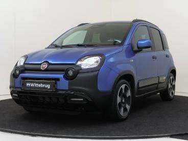 SPOTICAR Fiat Panda 1.0 Hybrid Pandina Yp Tweedehands -  Hybride Blauw - Den Haag - 1200302369_1