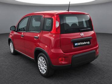 SPOTICAR Fiat Panda 1.0 Hybrid City Tweedehands -  Hybride Rood - Den Haag - 1200302464_4