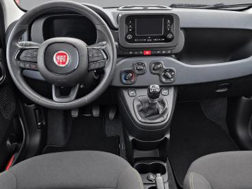 SPOTICAR Fiat Panda 1.0 Hybrid City Tweedehands -  Hybride Rood - Den Haag - 1200302464_5