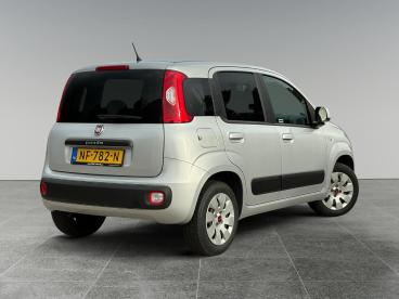 SPOTICAR Fiat Panda Lounge 0.9 Twinair Turbo 80pk | 5-zits | Hoge Inst Tweedehands -  Benzine Grijs - Alblasserdam - 1200303899_5