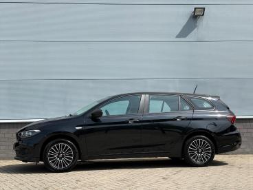 SPOTICAR Fiat Tipo Stationwagon 1.5 Hybrid 130 Dct-7 Street Automaat Tweedehands - Stationwagen Hybride Zwart - Doetinchem - 1200269925_3