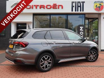 SPOTICAR Fiat Tipo Cross New Stationwagon 1.5 Hybrid 130pk Dct-7 Auto Tweedehands - Stationwagen Hybride Grijs - Ommen - 1200293742_1