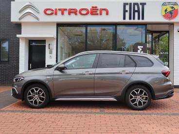 SPOTICAR Fiat Tipo Cross New Stationwagon 1.5 Hybrid 130pk Dct-7 Auto Tweedehands - Stationwagen Hybride Grijs - Ommen - 1200293742_3