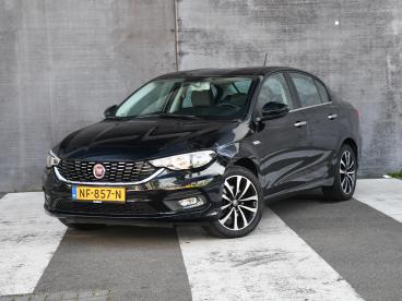SPOTICAR Fiat Tipo Lounge 1.4 16v 95pk 17''lm | Dab | Navi | Clima | Tweedehands - Sedan Benzine Zwart - Sittard - 1200302486_1