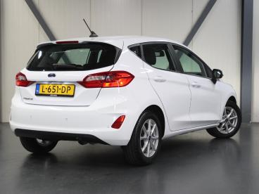 SPOTICAR Ford Fiesta 95pk Titanium | 1ste Eigenaar | Parkeersensoren | Tweedehands -  Benzine Wit - Amersfoort - 1200295669_3