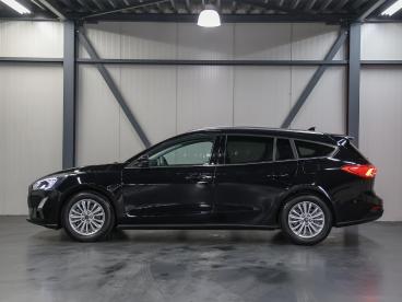 SPOTICAR Ford Focus Wagon 120pk Titanium X | Applecarplay/android Auto Tweedehands - Stationwagen Diesel Zwart - Amersfoort - 1200287660_2