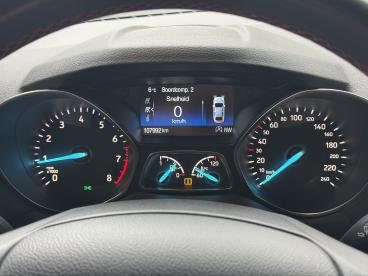 SPOTICAR Ford Kuga 1.5 Ecoboost St-line Tweedehands - Suv Benzine Grijs - Den Haag - 1200284735_4