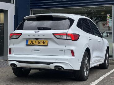 SPOTICAR Ford Kuga 2.5 Phev St-line X | Elektrische Trekhaak | B&o | Tweedehands - Suv Plugin Hybrid Wit - Emmeloord - 1200294265_2
