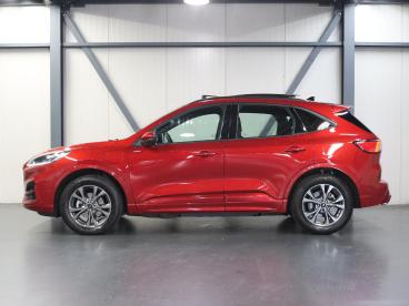 SPOTICAR Ford Kuga  Tweedehands - Suv Plugin Hybrid Rood - Amersfoort - 1200297879_2