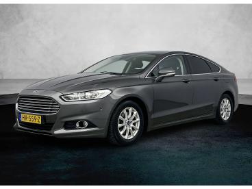 SPOTICAR Ford Mondeo 1.6 Tdci Titanium | 1ste Eigenaar | Dealeronderhou Tweedehands - Hatchback Diesel Grijs - Nieuwegein - 1200281659_1
