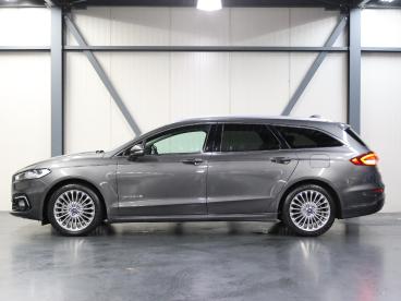 SPOTICAR Ford Mondeo Wagon 187pk Hev Titanium | 1ste Eigenaar | Trekhaa Tweedehands - Stationwagen Hybride Grijs - Amersfoort - 1200284776_2