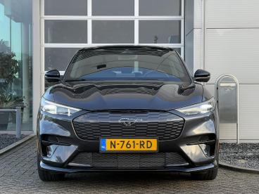 SPOTICAR Ford Mustang Gt Awd 98kwh 487pk | Leder/alcantara Bekleding | B Tweedehands - Suv Elektrisch Grijs - Venlo - 1200279861_2