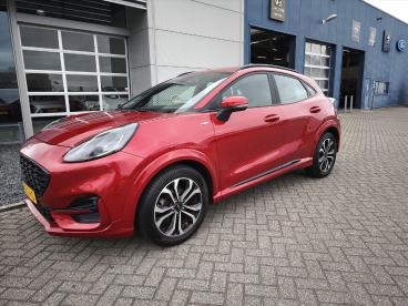 SPOTICAR Ford Puma 1.0i Ecoboost Hybrid 125pk St-line | Navigatie | W Tweedehands - Suv Hybride Rood - Venray - 1200276765_2