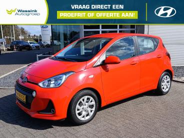 SPOTICAR Hyundai I10 1.0i 66pk Comfort | Navigatie | Airco | Parkeersen Tweedehands -  Benzine Rood - Venray - 1200274896_1
