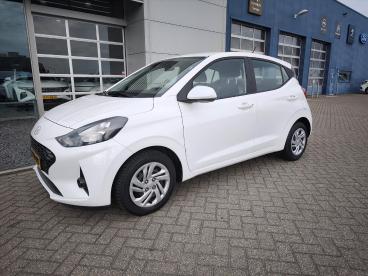 SPOTICAR Hyundai I10 1.0i 67pk Comfort | Airco | Apple Carplay | Androi Tweedehands -  Benzine Wit - Venray - 1200284691_2