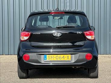 SPOTICAR Hyundai I10 1.0i 66pk Comfort I All Season I Navigatie I Cruis Tweedehands -  Benzine Zwart - Ruurlo - 1200290917_4