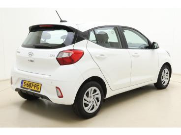 SPOTICAR Hyundai I10 1.0 Premium | Camera | Parkeersensoren | Climate C Tweedehands -  Benzine Wit - Leeuwarden - 1200299224_2