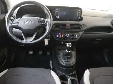 SPOTICAR Hyundai I10 1.0 Comfort ** Lage Km Stand ** Tweedehands -  Benzine Grijs - Den Haag - 1200302275_5