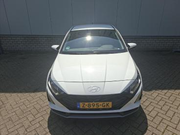 SPOTICAR Hyundai I20 1.0 T-gdi Mhev 100pk Dct Automaat I Comfort Smart Tweedehands -  Hybride Wit - Venray - 1200271642_3