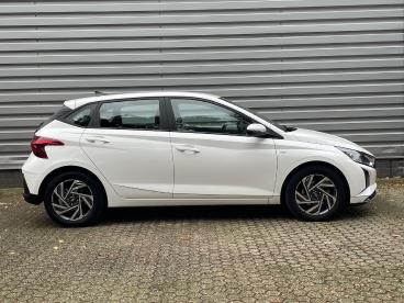 SPOTICAR Hyundai I20 1.0 T-gdi 48v Mhev 100pk Automaat Comfort Smart I Tweedehands -  Hybride Wit - Hengelo - 1200280679_4