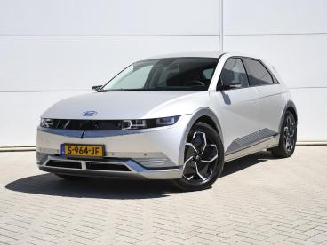 SPOTICAR Hyundai Ionic 5 Ioniq 5 Lounge 77.4 Kwh 228pk Automaat Camera Spiegels | 1 Tweedehands - Suv Elektrisch Zilver - Roermond - 1200295226_1