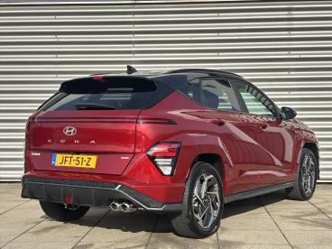 SPOTICAR Hyundai Kona 1.6 Gdi Hev 141pk Dct Automaat N-line Two-tone | 1 Tweedehands - Suv Hybride Rood - Velp - 1200283991_4