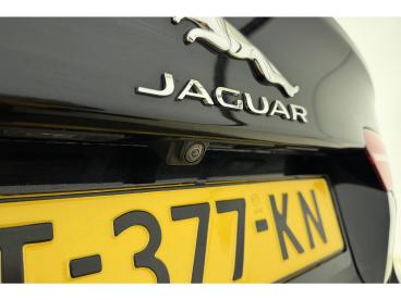 SPOTICAR Jaguar Xe 2.0 P250 Se | 1800 Kg Trekgewicht | Apple Carplay/ Tweedehands - Sedan Benzine Zwart - Drachten - 1200292588_3