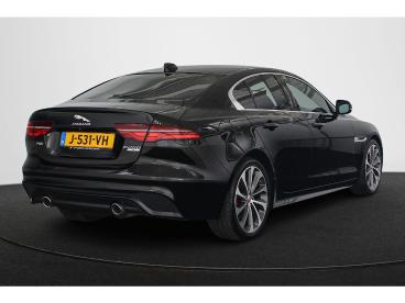 SPOTICAR Jaguar Xe 2.0 P250 R-dynamic S Meridian Stuur-stoelverwarmin Tweedehands - Sedan Benzine Zwart - Mijdrecht - 1200293770_3