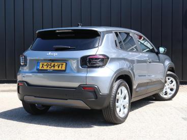 SPOTICAR Jeep Avenger 54 Kwh Longitude | Navigatie | Achteruitrijcamera Tweedehands - Suv Elektrisch Grijs - Baarn - 1200269820_3