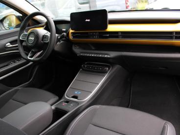 SPOTICAR Jeep Avenger 1st Edition 54 Kwh Gratis Wallbox | Navi / Camera Tweedehands - Suv Elektrisch Grijs - Tiel - 1200270131_3