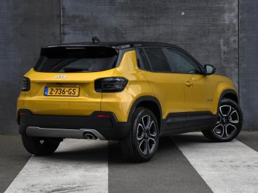 SPOTICAR Jeep Avenger Altitude 1.2 Gse 100pk Elek. Achterklep | Adap. Cr Tweedehands - Suv Benzine Geel - Sittard - 1200271314_4