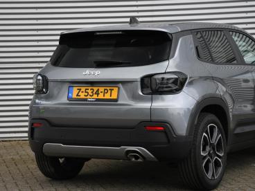 SPOTICAR Jeep Avenger Summit 1.2 E-hybrid 100pk Automaat Adapt. Cruise | Tweedehands - Suv Hybride Grijs - Sittard - 1200271321_5