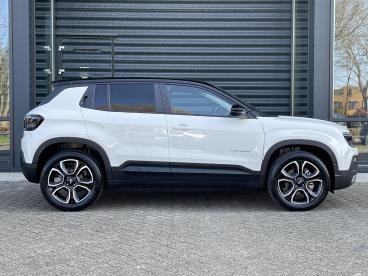 SPOTICAR Jeep Avenger 1.2 Summit Snel Leverbaar! * Compleet Tweedehands - Suv Hybride Wit - Almere - 1200272457_3