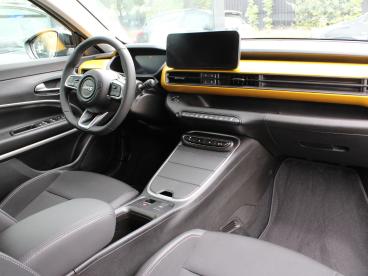 SPOTICAR Jeep Avenger 1st Edition 54 Kwh | Navi / Camera / Climate Tweedehands - Suv Elektrisch Grijs - Tiel - 1200276735_3