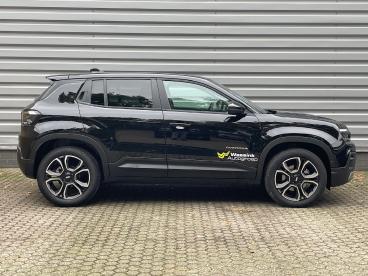 SPOTICAR Jeep Avenger Demo Deal I 1.2t E-hybrid 110pk Aut Summit I Carpl Tweedehands - Suv Hybride Zwart - Hengelo - 1200279611_5