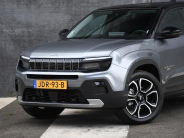 SPOTICAR Jeep Avenger Summit 1.2 E-hybrid 110pk Automaat Camera | Dab | Tweedehands - Suv Hybride Grijs - Sittard - 1200279674_2
