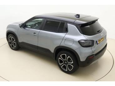 SPOTICAR Jeep Avenger Summit 54 Kwh | Stoelverwarming | 18'' Lichtmetale Tweedehands - Suv Elektrisch Grijs - Leeuwarden - 1200281053_4