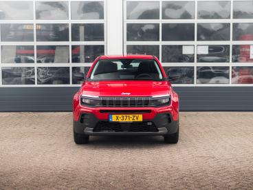 SPOTICAR Jeep Avenger 54kwh | Uit Voorraad Leverbaar | 17% Bijtelling | Tweedehands - Suv Elektrisch Rood - Waddinxveen - 1200284330_2