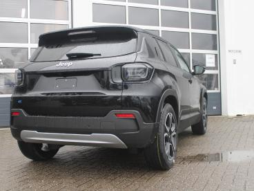 SPOTICAR Jeep Avenger Summit 54 Kwh | 17% Bijtelling | Leder | Apple Car Tweedehands - Suv Elektrisch Zwart - Waddinxveen - 1200284342_4