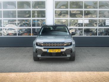 SPOTICAR Jeep Avenger 1st Edition 54 Kwh | 17% Bijtelling | Clima | Crui Tweedehands - Suv Elektrisch Grijs - Waddinxveen - 1200284361_2