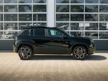 SPOTICAR Jeep Avenger 1.2 E-hybrid Summit | Winter Pack | Schuif/kanteld Tweedehands - Suv Hybride Zwart - Waddinxveen - 1200284376_4