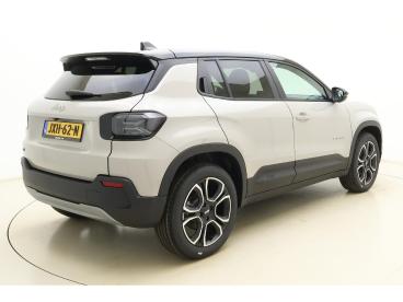 SPOTICAR Jeep Avenger Summit 54 Kwh | Panoramadak | Elektrische Kofferkl Tweedehands - Suv Elektrisch Grijs - Leeuwarden - 1200291745_2
