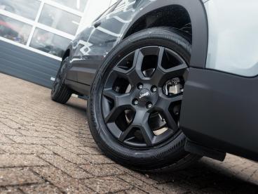 SPOTICAR Jeep Avenger 1.2 E-hybrid Black Edition | Infotainment&conv. Pa Tweedehands - Suv Hybride Grijs - Waddinxveen - 1200295426_5